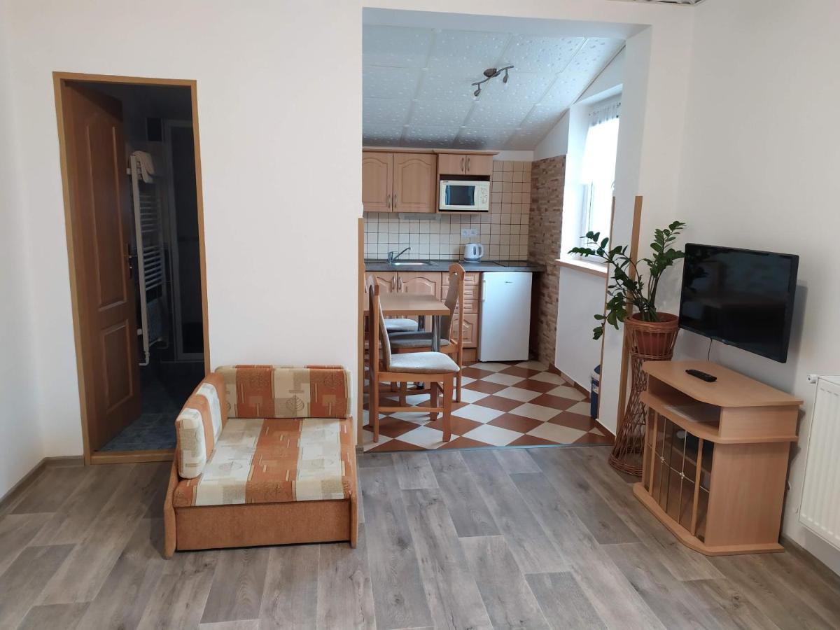 Apartmany Okoun Velke Losiny Luaran gambar